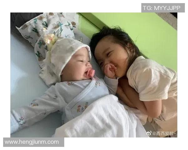 足球巨星亲力亲为带娃日常 展现柔情一面照顾孩子成长